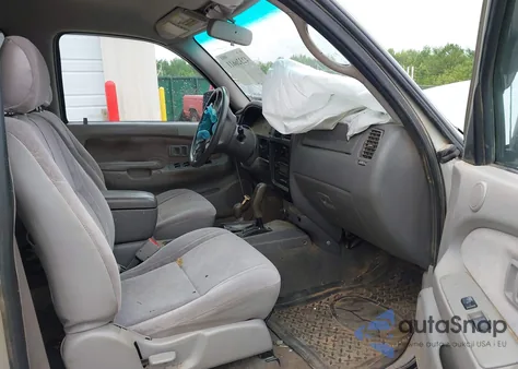 2001 Toyota Tacoma Base V6 z USA, uszkodzony, nr VIN 5TEHN72N51Z751604